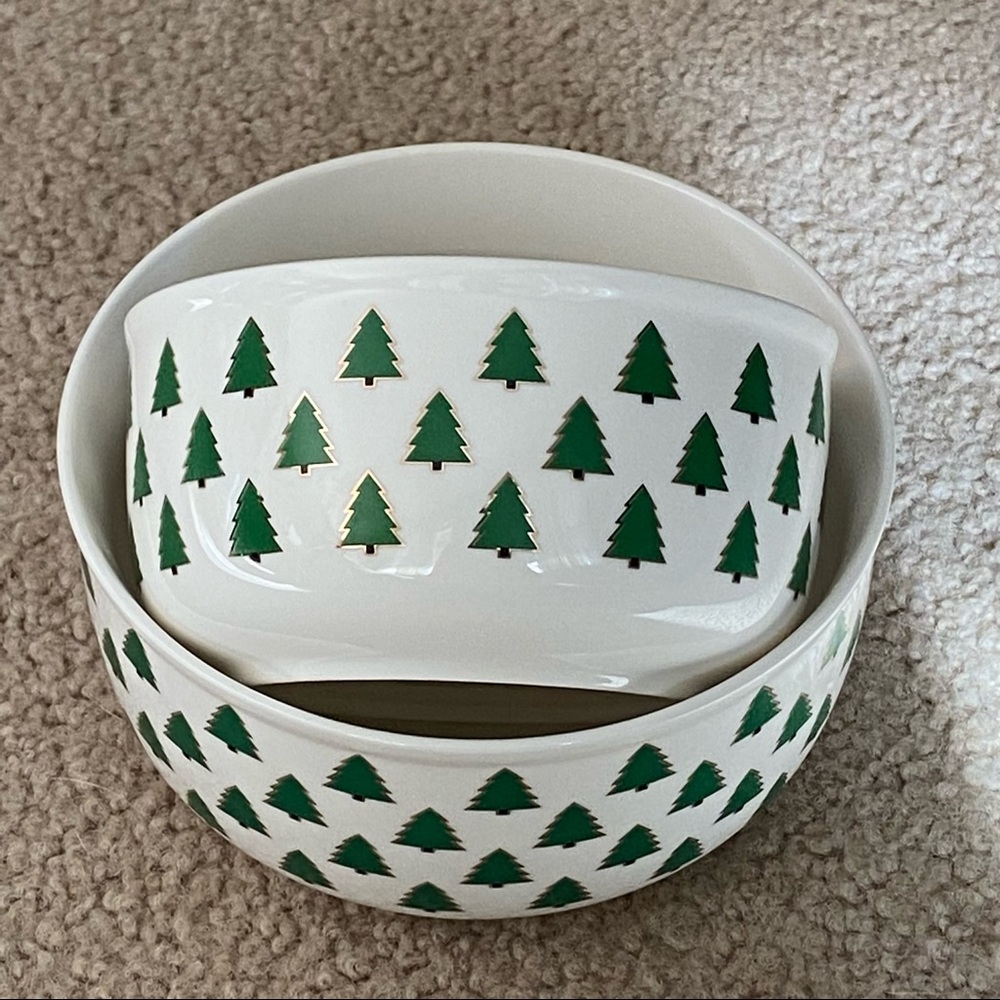 Set of Ceramic Christmas Tree Bowls 🌲